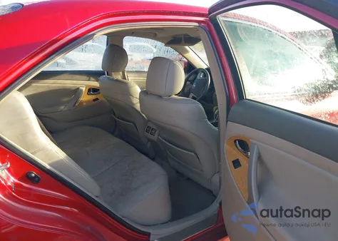 2007 Toyota Camry Xle V6 z USA, uszkodzony, nr VIN 4T1BK46K27U024785